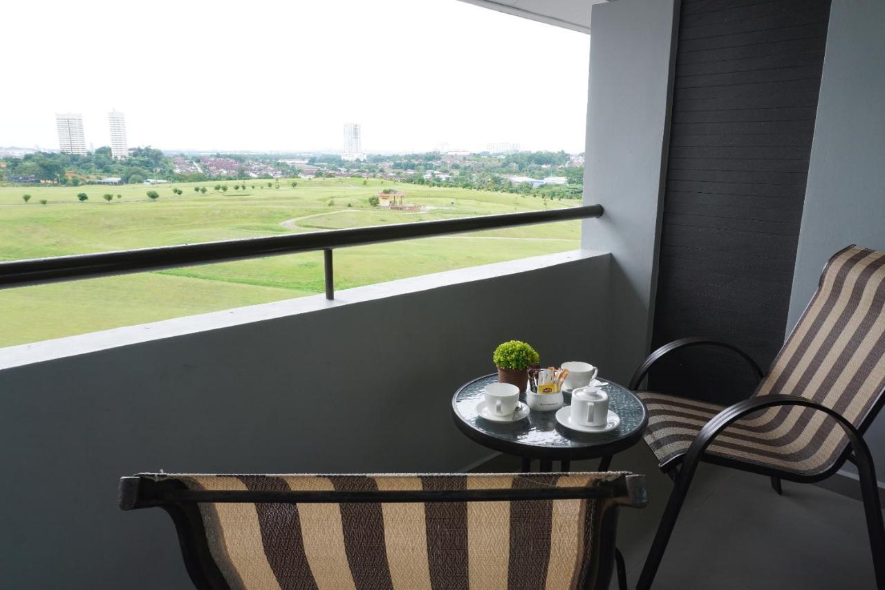 Amansari Residence Resort Johor Bahru Buitenkant foto
