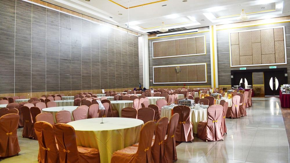 Amansari Residence Resort Johor Bahru Buitenkant foto